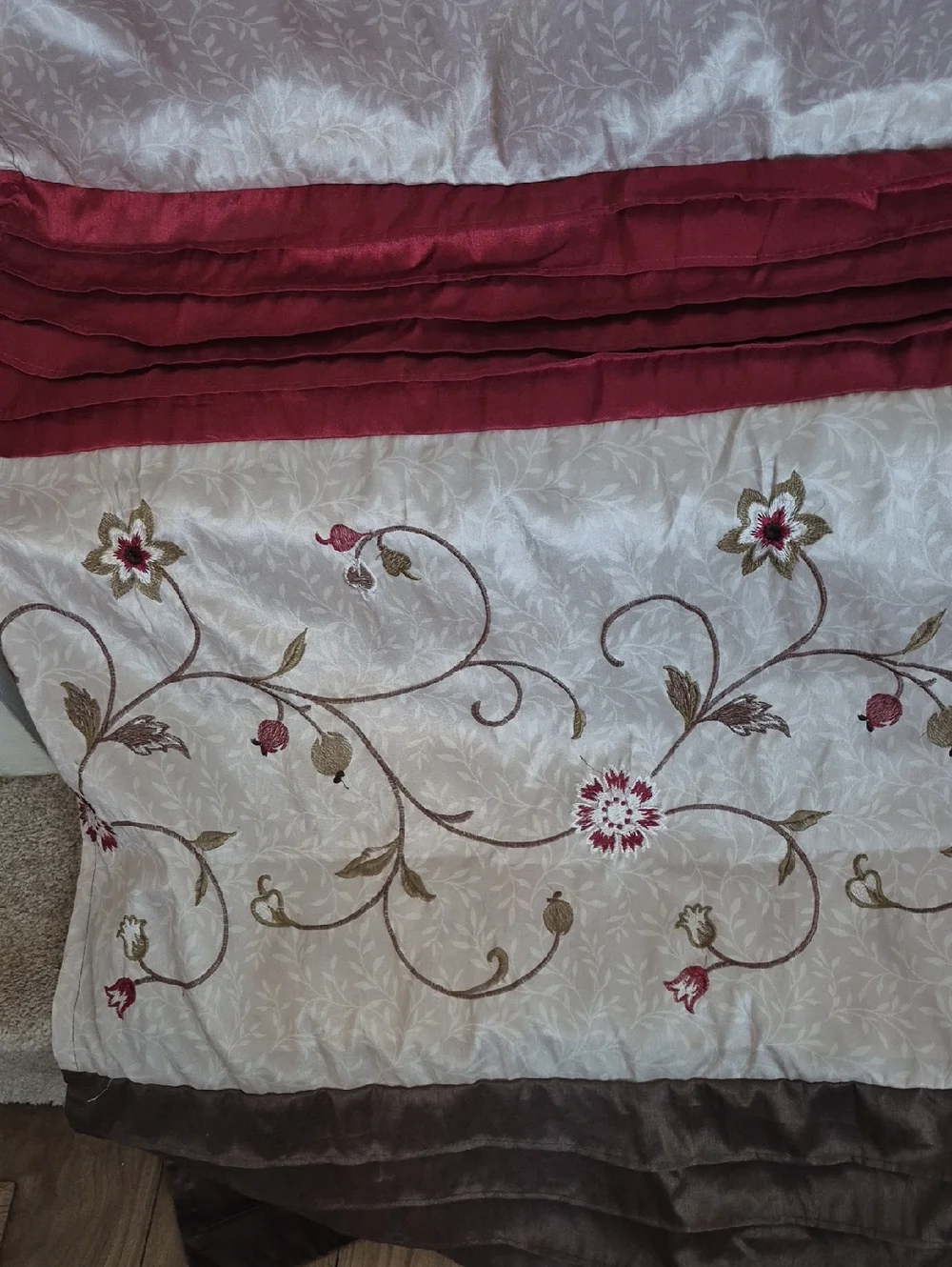 Bohemium Style Shower Curtain Burgundy Cream 70x72